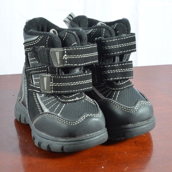 infant size 4 black boots